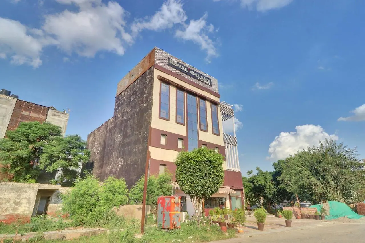 Oyo Townhouse 604 The Royal Galaxy Hotel Delhi