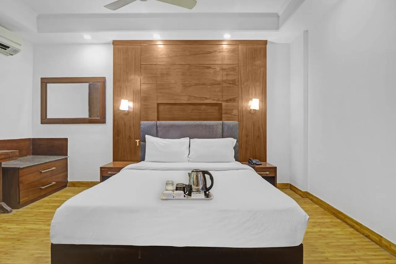 Oyo Townhouse 604 The Royal Galaxy Hotel Delhi