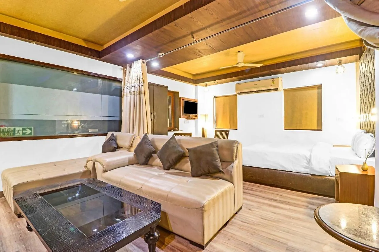 ****  Oyo Townhouse 604 The Royal Galaxy Hotel Delhi  India