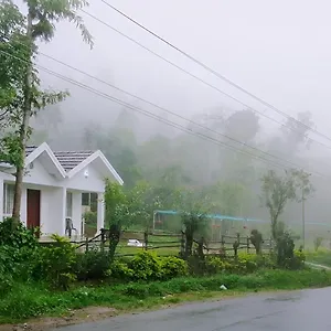 Clubtravalet - Lovenest , Kanthalloor India